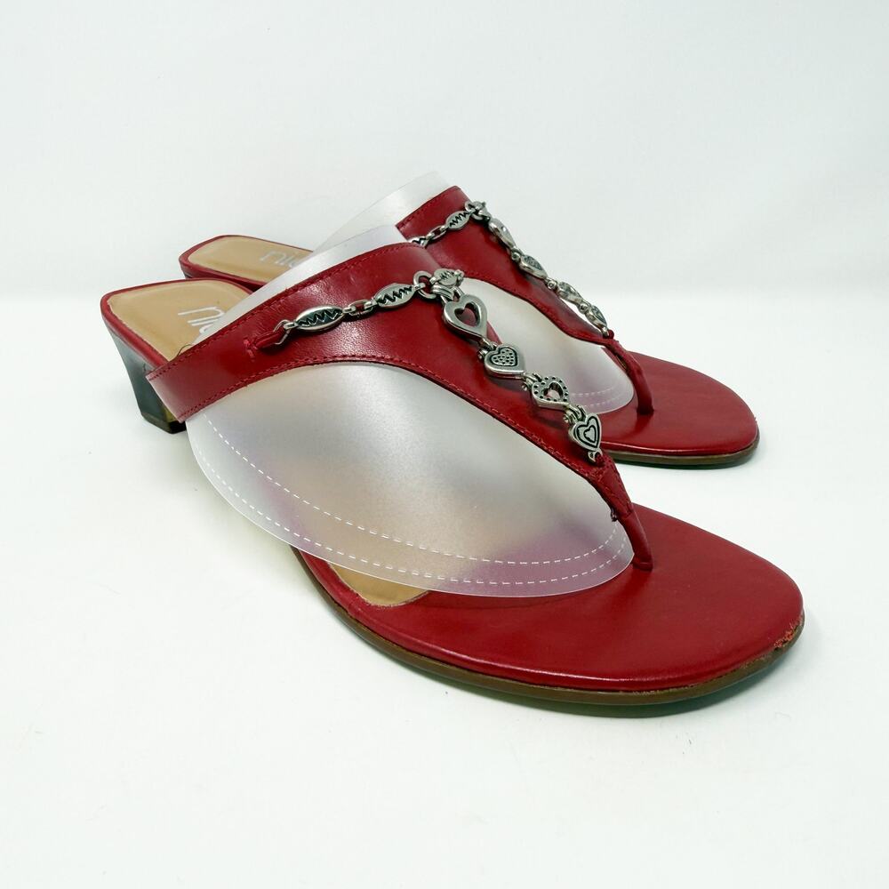 Vintage 90s Nicole Red Leather Thong Heeled Sandals 7 Silver Tone Heart Charms